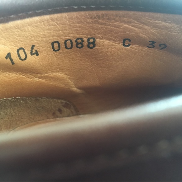 AUTHENTIC VINTAGE GUCCI LOAFERS - Picture 4 of 6